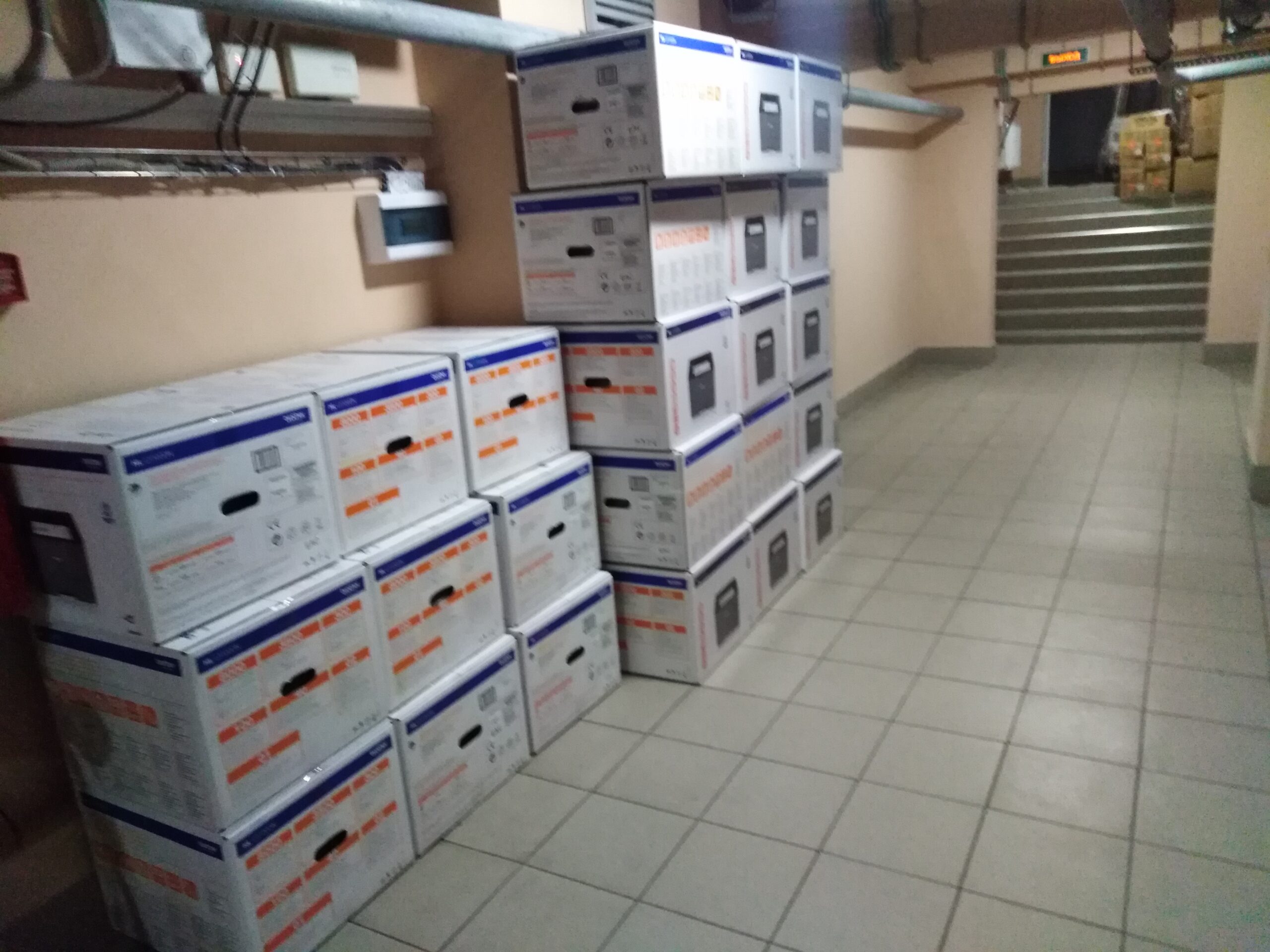 Hardware Logistik